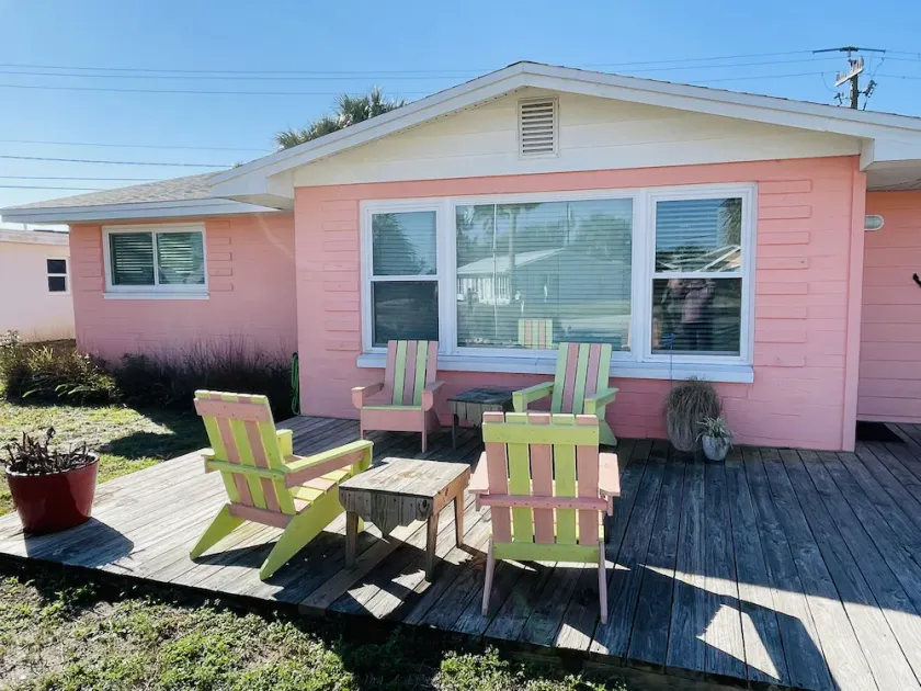Beach get away with direct neighborhood beach access (pet friendly!). - Image 1