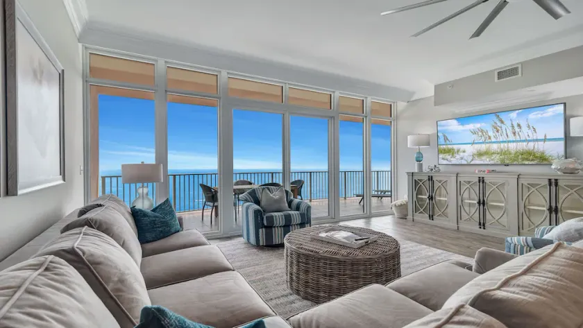New Complex! Lazy River/Slide! Penthouse Level! - Image 1