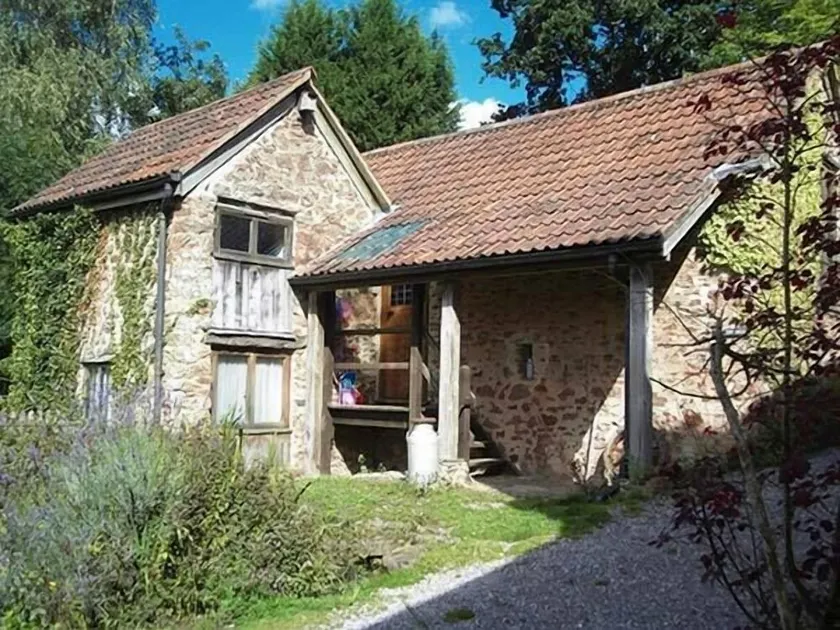 THE MILL, pet friendly, character holiday cottage in Bicknoller - Image 1