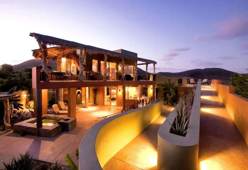 Moderna casa mexicana con vista panorámica al mar - Image 1