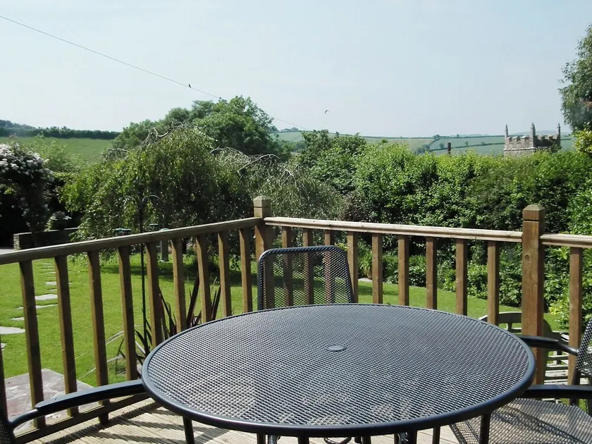2 bedroom accommodation in Ruan Lanihorne, near Truro - Image 1