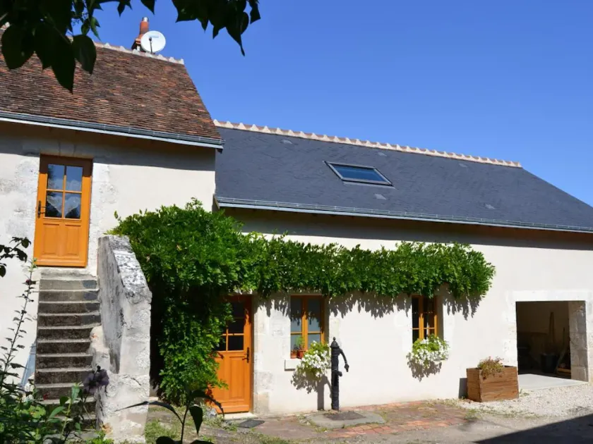 Charming Restored Farmhouse: Spacious, Family-Friendly, Near Loire Castles, All-Inclusive Amenities - Image 1