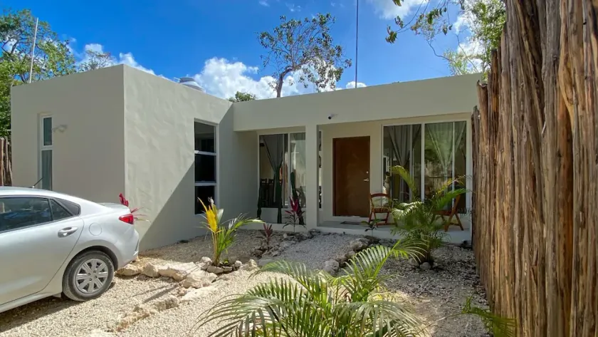 One Bedroom Villa 10 min to the beach with a  private pool! - Image 1