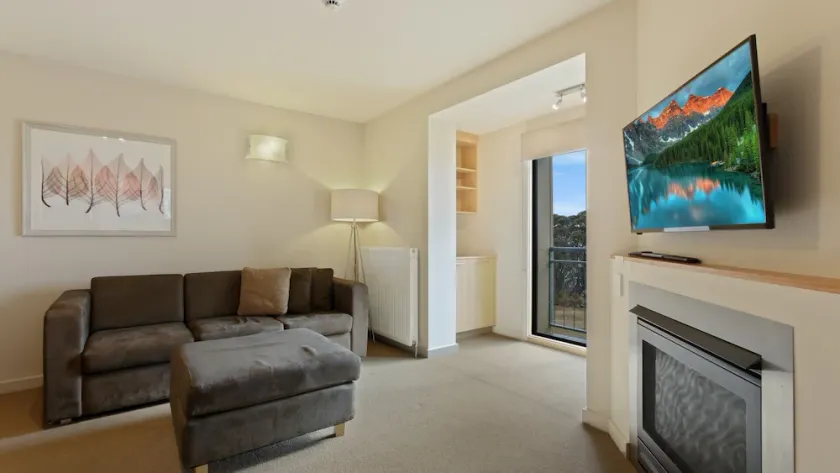 Chalet Hotham 4 - Image 1