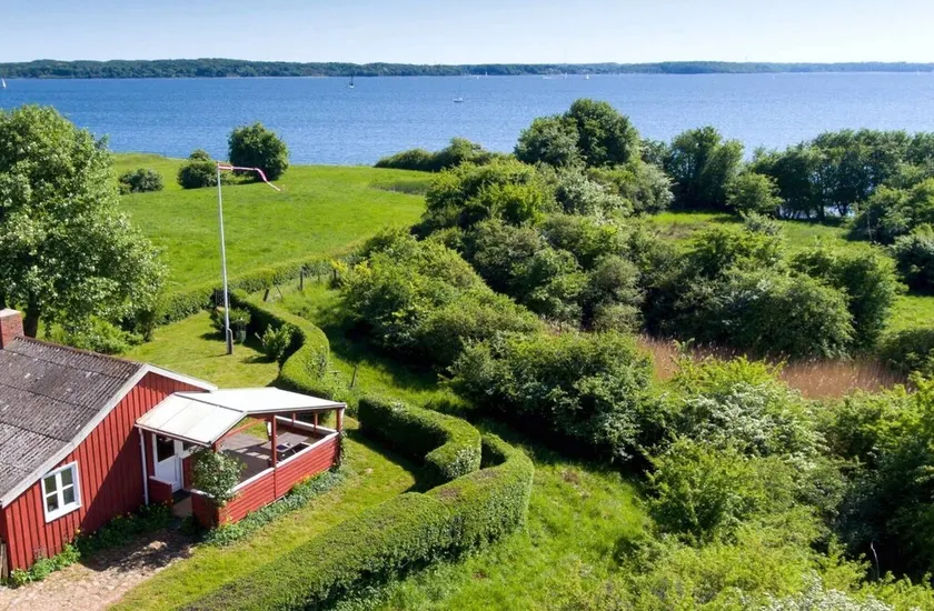 Danish dream house on the Flensburg Fjord - Image 1