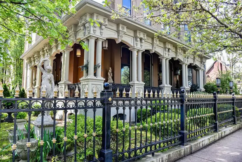 The Stegmaier Mansion Guest House - Image 1