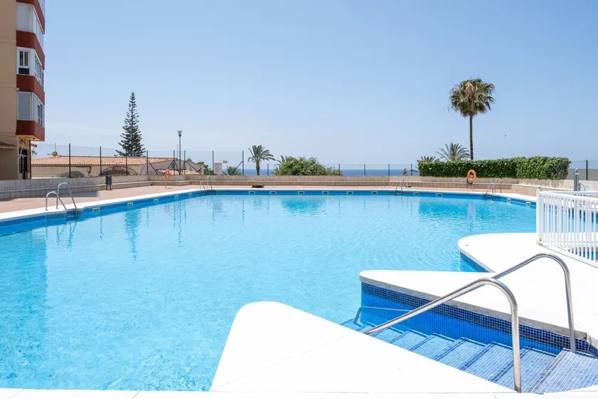 Holiday Home \"Beachfront Bungalow\" with Sea View, Private Terrace & Wi-Fi - Image 1