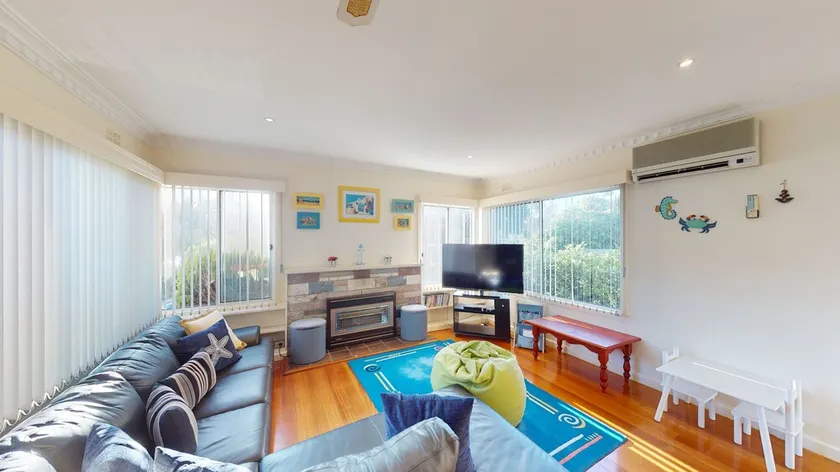 Dromana Seaside Escape - 400m to the beach - Optional Boatshed - Image 1