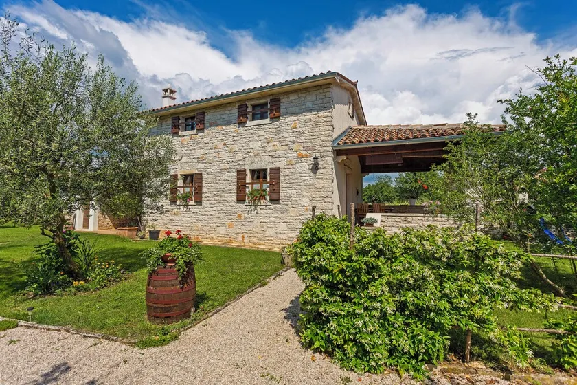 Holiday house Galant * fenced garden, terrace, BBQ, free WiFi - Image 1