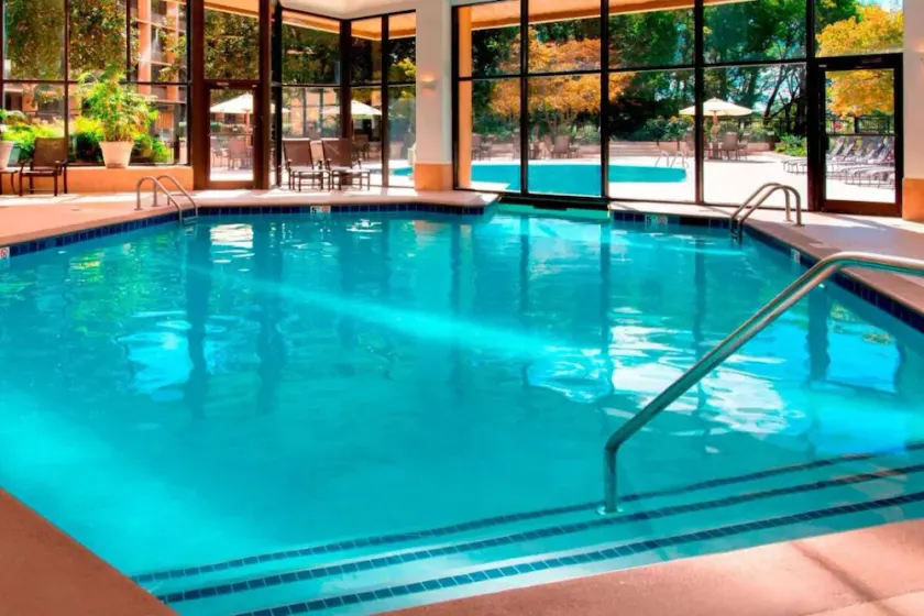 Just What You Were Looking For! Pets are Allowed, w/ Outdoor and Indoor Pool - Image 1