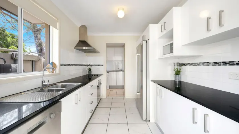 Annvilla by Book Jervis Bay - Image 1