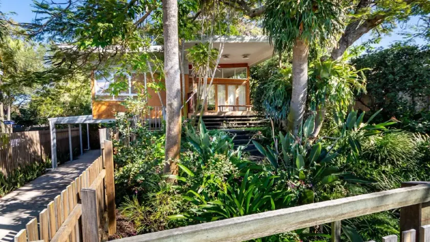 Decked out for a Fantastic Holiday - (Whole house) Winnett St, Woorim - Image 1