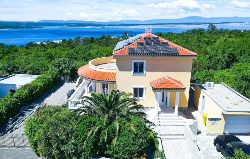 Nice Home In Crikvenica With Sauna - Image 1