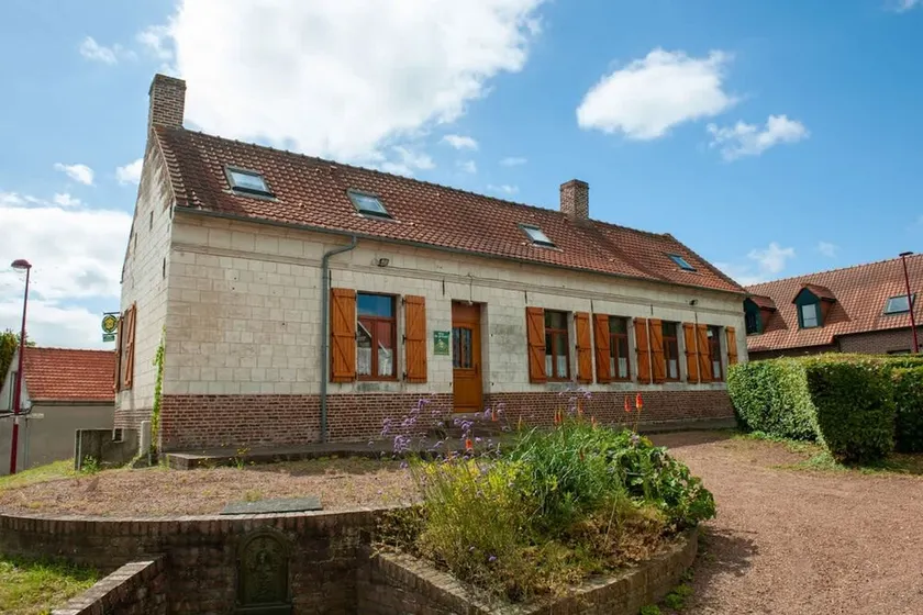 Gite de Campagne Wifi 12 Pers Parking Gratuit - Image 1