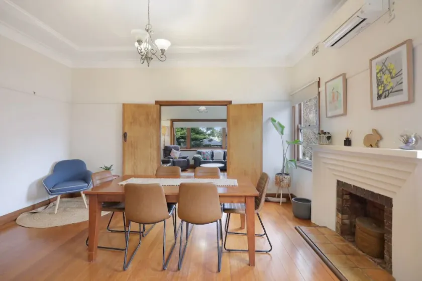 Hello Henna. A home with a large secure yard. - Image 1
