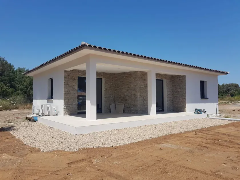 Villa 75m ² ny helt airconditionerede på privat og sportslig ejendom. - Image 1