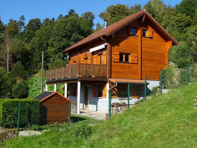 encantador chalet en Hellert - Image 1