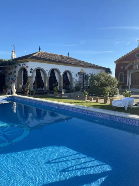 CHRISTMAS AND JANUARY SPECIAL OFFER! COUNTRY HOUSE 25 KM FROM SEVILLE, SWIMMING POOL, WIFI, AIR CONDITIONING - Image 1