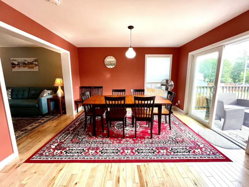 In-town Bar Harbor cottage close to Acadia National Park entrance w/ home office - Image 1