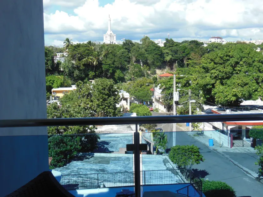 Comfy Condo apartment just minutes from city center - Image 1