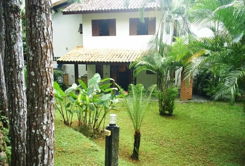 CLOSED SEA FRONT CONDOMINIUM HOUSE - Image 1
