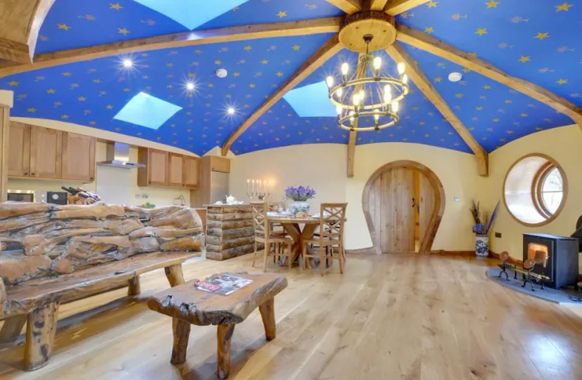 The Round Door Vineyard Cottage/Storybook Reteat - Image 1