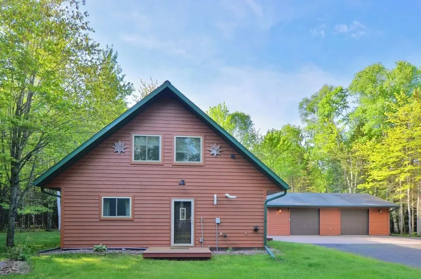 South Shore Chalet | Hot Tub and Game Room - Image 1
