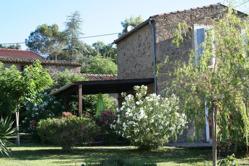Romantic tower house for two on the La Grange winery - Image 1