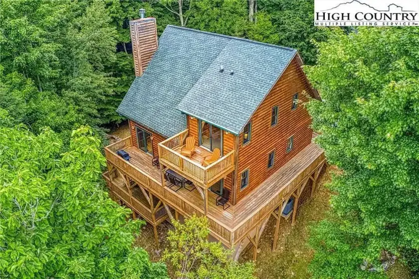 Best On Beech-Family Friendly-Clean, A/C, Game Room, FirePit, Sleeps 12-14 - Image 1