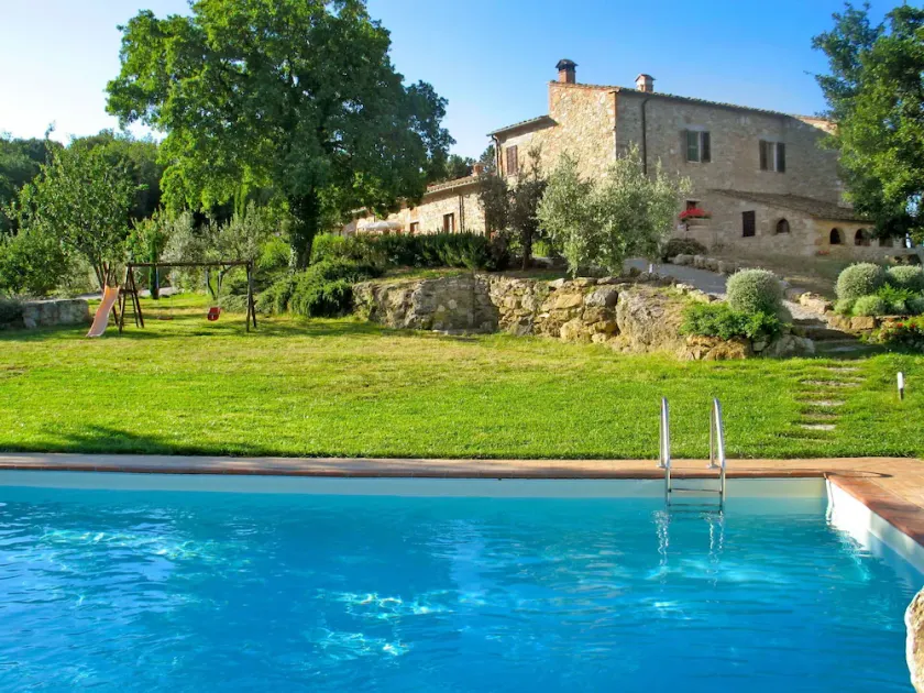 Cosy apartment in villa with pool, WIFI, A/C, TV, terrace, panoramic view, close to San Gimignano - Image 1