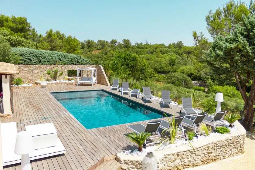 Villa in the heart of the garrigue - Image 1