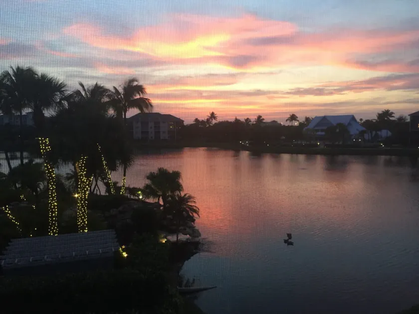 Jupiter Bay Condo -  Walk to Beach - Image 1