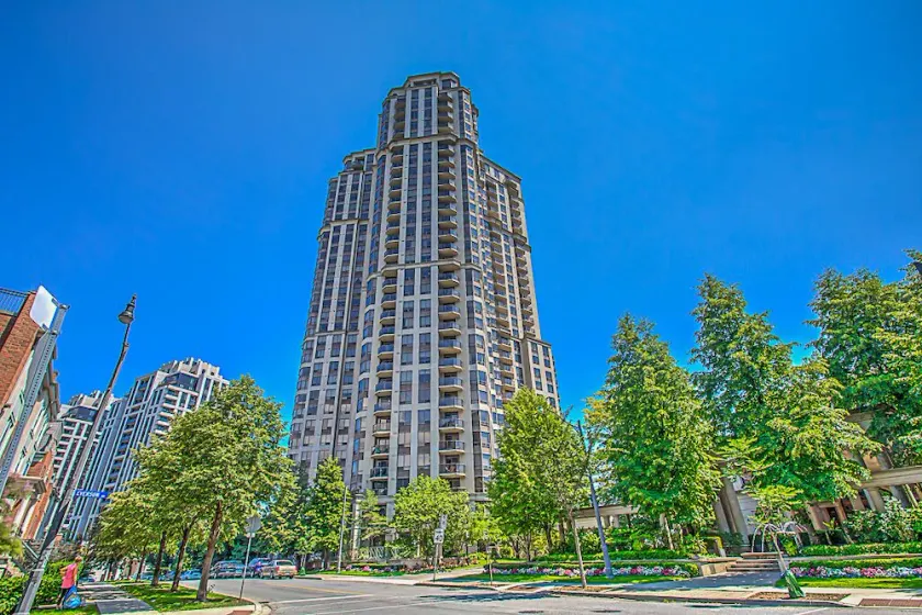 Beautiful Luxury Condo for families or 5 People - Image 1