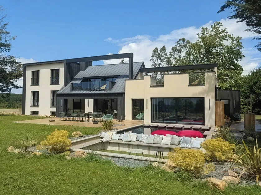 Contemporary villa 5* - 15p - Indoor pool & Cinema - Rennes - Image 1