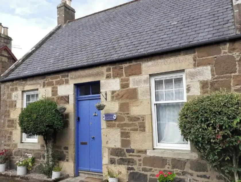 Holmlea Cottage - Image 1