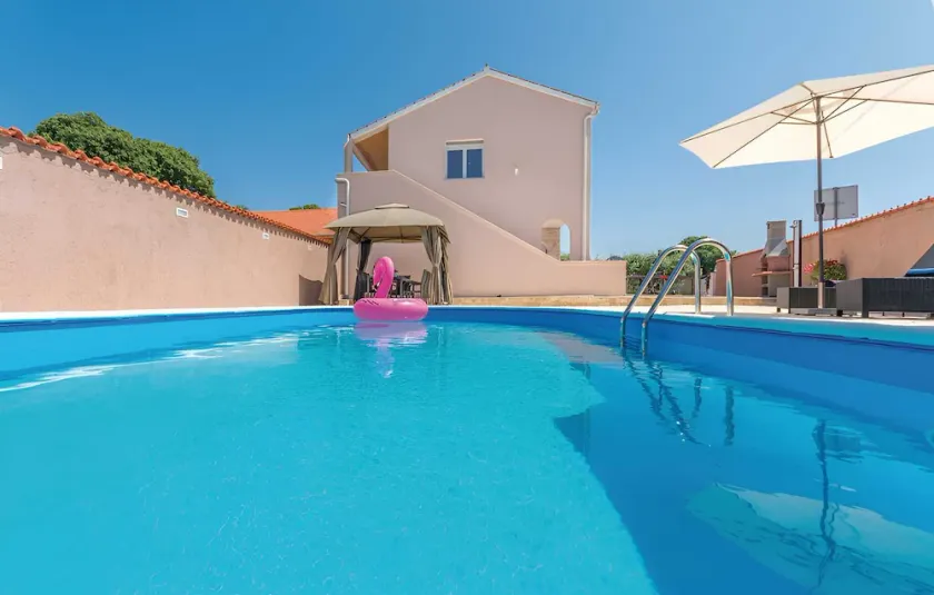 Elegante Villa Jure mit privatem Pool - Image 1
