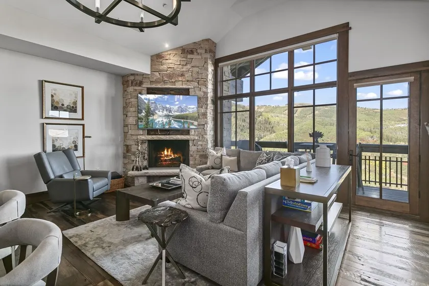 Arrowleaf Lodge at Deer Valley Resort - Two Bedroom Residence #405 - Image 1