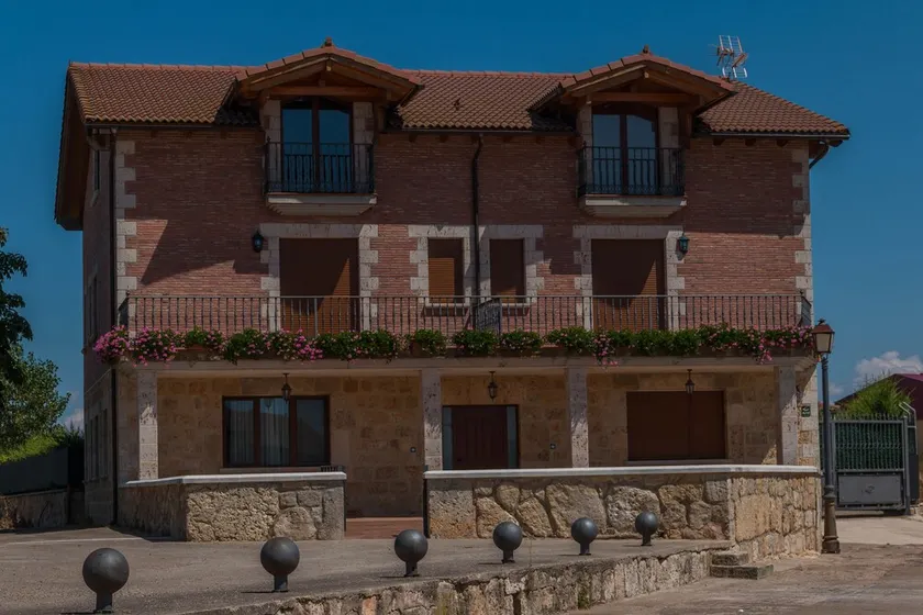 4* rural houses with garden and all comforts - Image 1