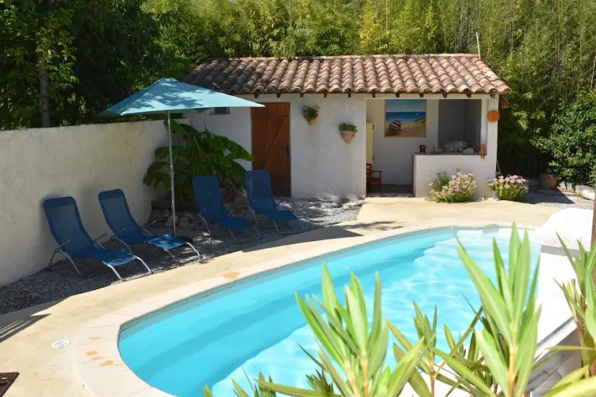 Spacious accommodation, swimming pool, terraces, located on our property - Image 1