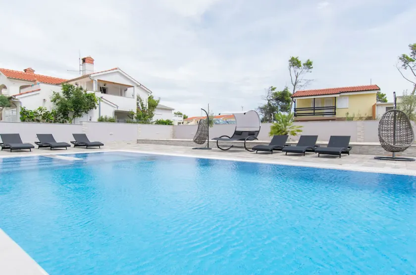 Apartments-Sana - Image 1