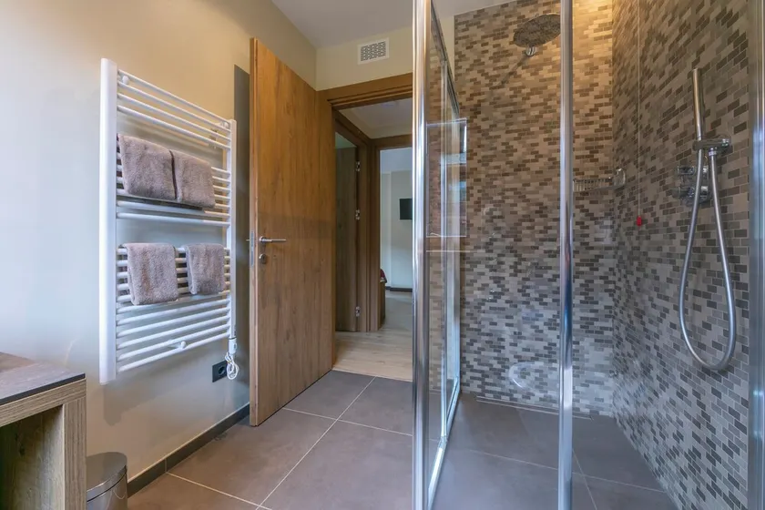 Casa Luminosa Ski in -Ski out 100m - Happy Rentals - Image 1