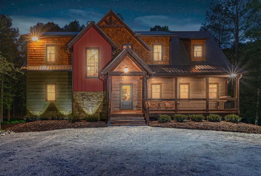 Custom built mountain house on trout stream with tons of privacy & hot tub. - Image 1