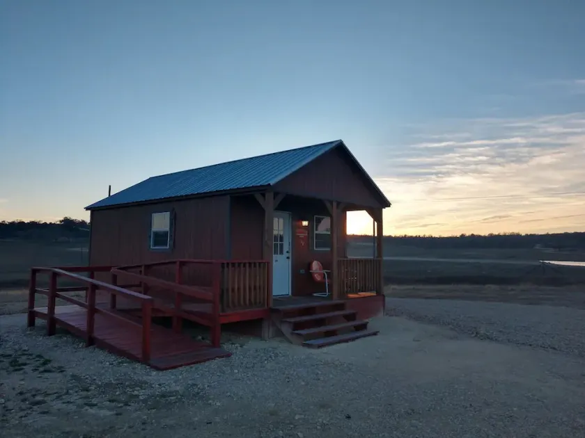 Tiny home hosted by D'Ann - Image 1