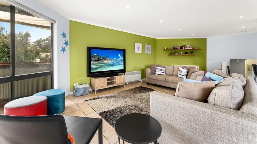 Ayubowan Villa in Cowes - Image 1