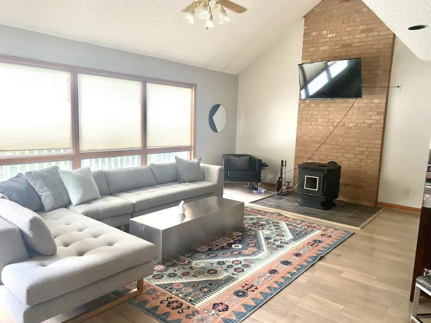 Great Massanutten Contemporary Property (Sleeps 10) - Military Discount Avail - Image 1