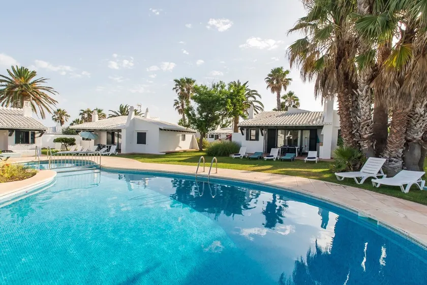 Beautiful Holiday Home in Residential Complex with Pool, Wi-Fi, Terrace and Lawn - Image 1