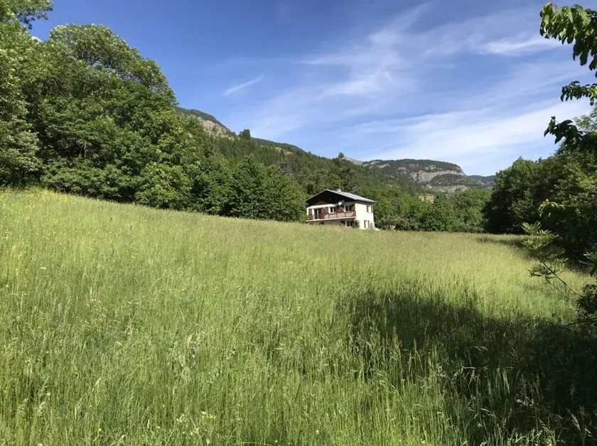 House in the mountains - Image 1