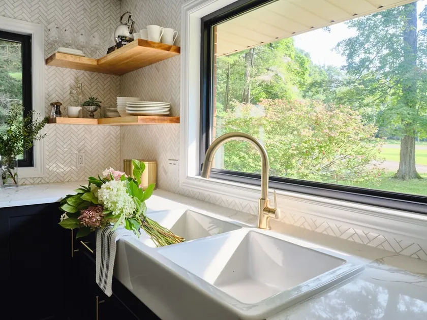 Family Style Cottage 5 minutes from the Gaslight District - Image 1