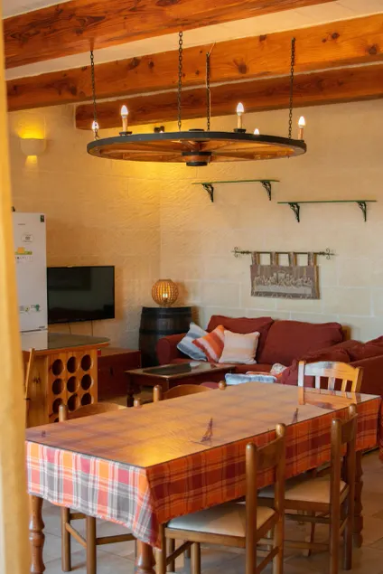 Une belle ferme où vous pourrez vous détendre et vous amuser! - Image 1