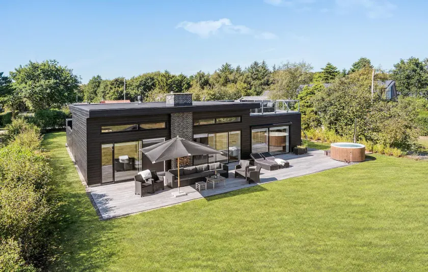 Gorgeous Home In Thyholm With Wifi - Image 1